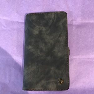 Cell phone case/wallet